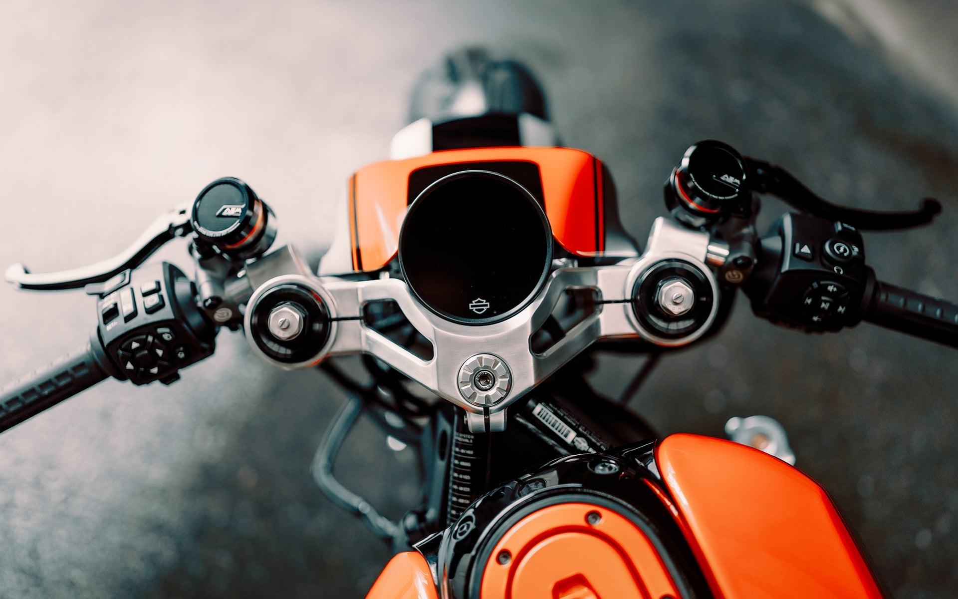 Harley-Davidson Sportster S 1250 front-end custom triple tree yokes clip-on caferacer NEW